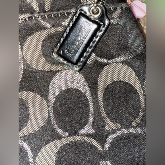 Coach signature stripe 3 color  metallic signature large logo wristlet black - Picture 5 of 8